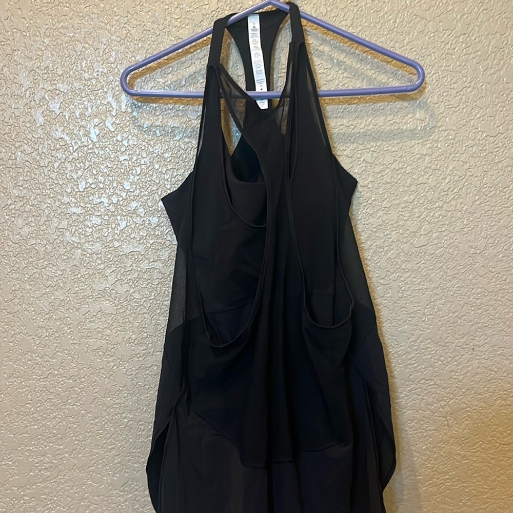 Tank top with built in bra lululemon never been worn